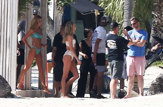 Elsa Hosk, Stella Maxwell and Romee Strijd - Victoria's Secret Photoshoot in Miami