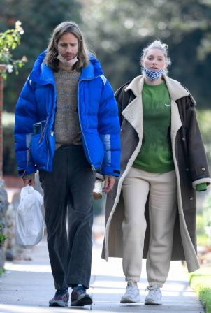 Elsa Hosk - With boyfriend Tom Daly walk to breakfast in Pasadena