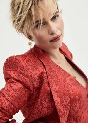 Emilia Clarke - iO Donna Magazine (October 2018)