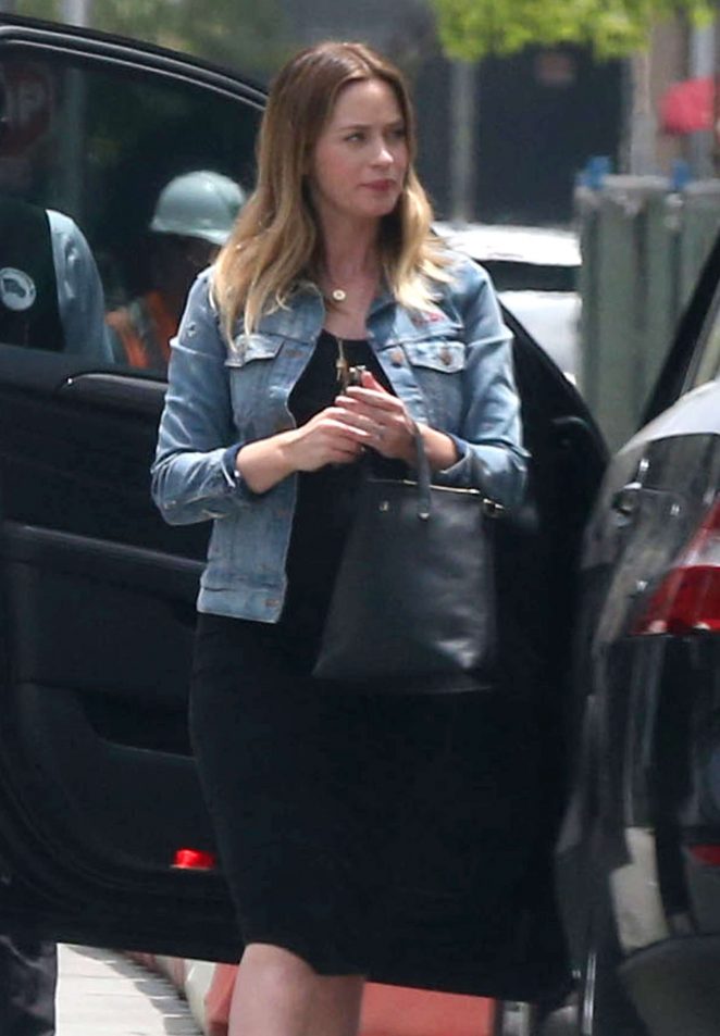 Emily Blunt at Palm Restaurant in Beverly Hills