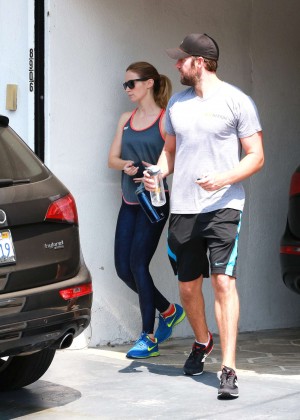 Emily Blunt in Spandex Leaving Rise Movement Studio in West Hollywood