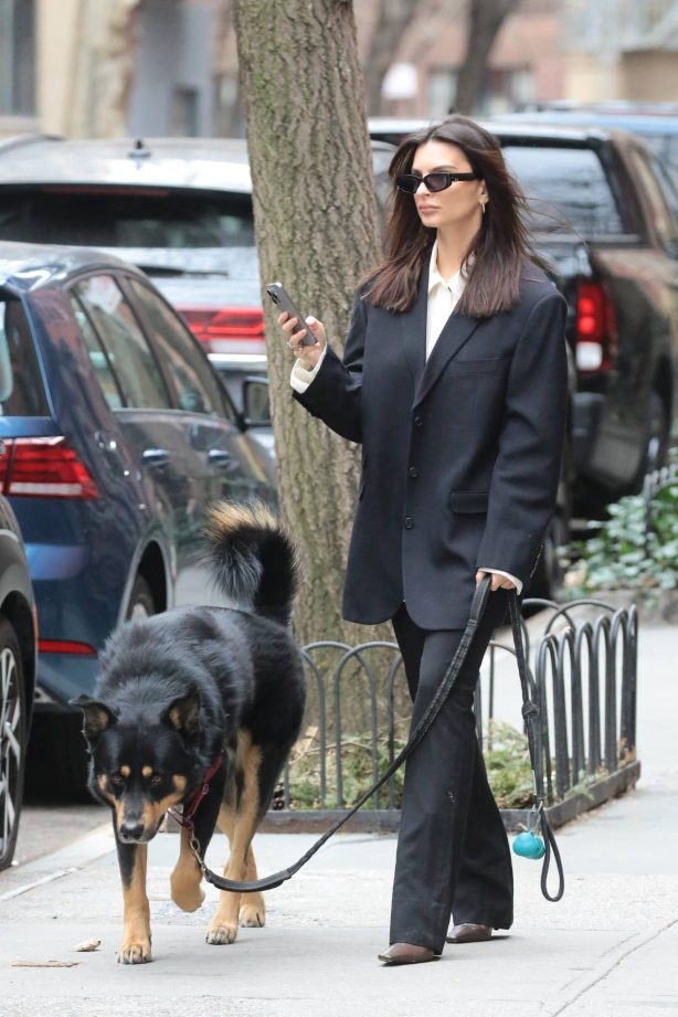 Emily Ratajkowski - In a black blazer with her dog out in West Village