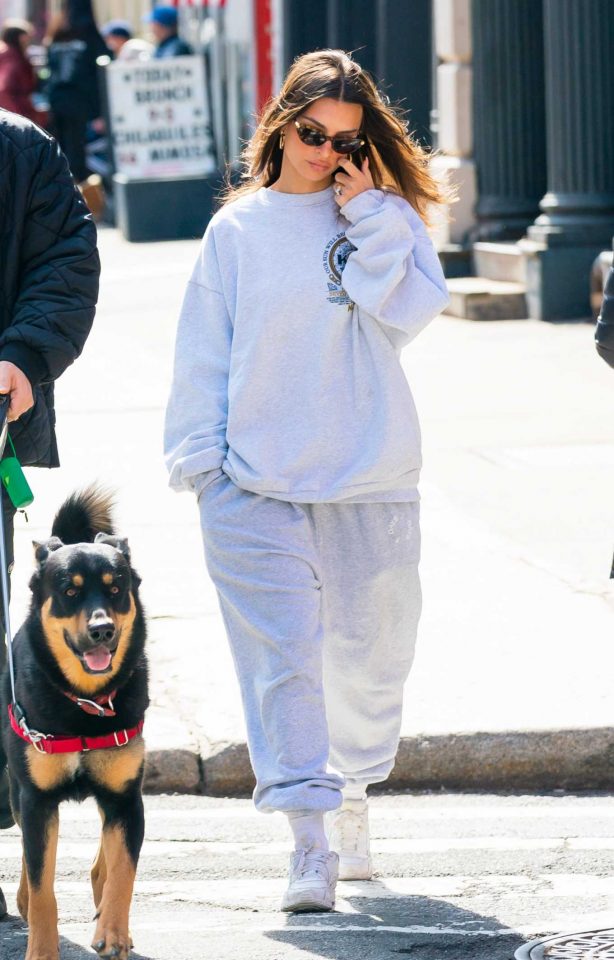 Emily Ratajkowski in Sweatsuit - Walking her dog in NYC