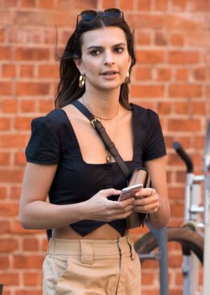 Emily Ratajkowski - Out and about in NYC