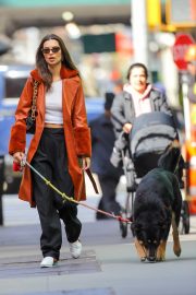 Emily Ratajkowski - Walking her dog in New York