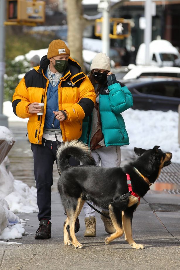 Emily Ratajkowski - With Sebastian Bear-Mcclard walk their dog Colombo in New York
