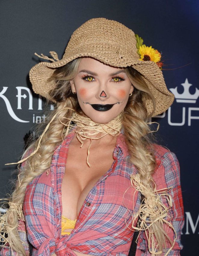 Emily Sears - 2017 Maxim Halloween Party in Los Angeles