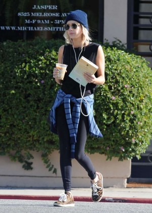 Emma Roberts in Leggings at Urth Caffe in West Hollywood