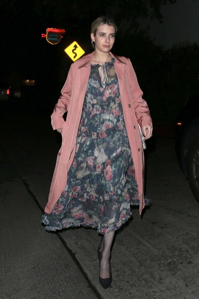 Emma Roberts - Grabs dinner at the Chateau Marmont in West Hollywood