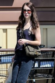 Emma Roberts - In Jeans Leaving the Oaks Gourmet market in Los Feliz