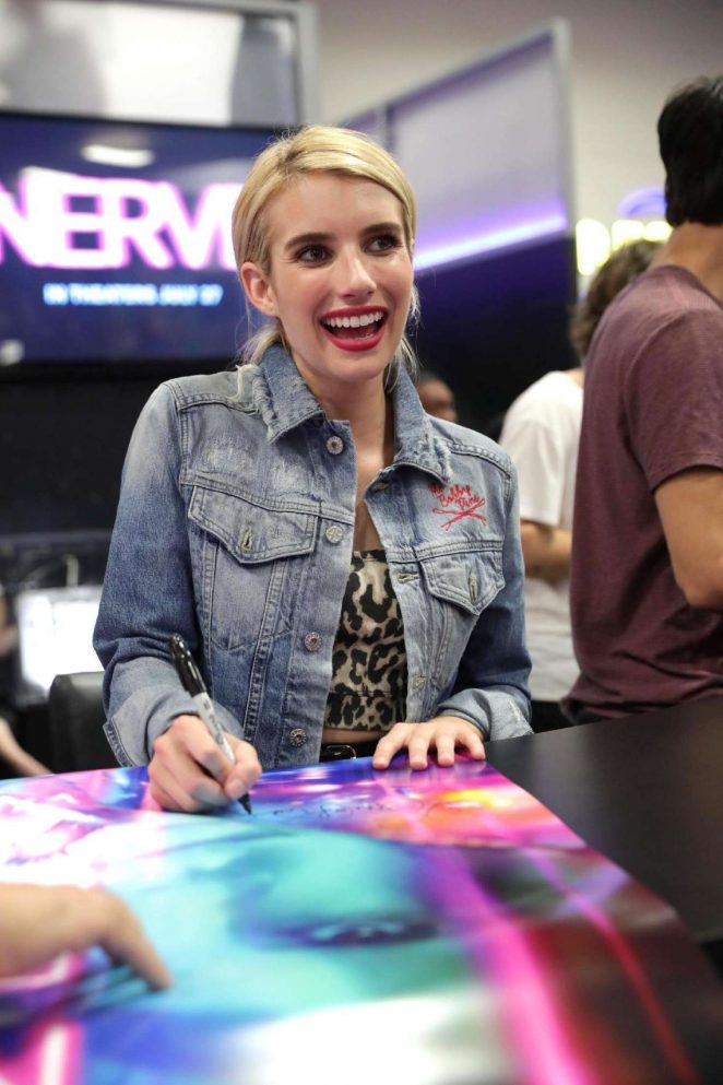 Emma Roberts - Nerve Signing Booth at Camp Conival at Comic-Con International in San Diego