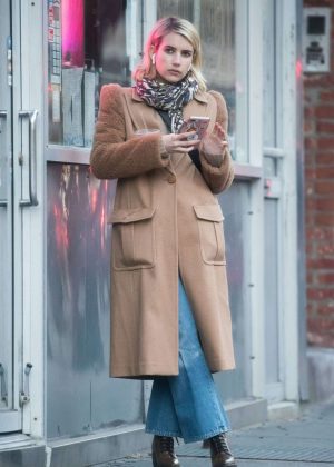 Emma Roberts - On Valentine's Day in New York City