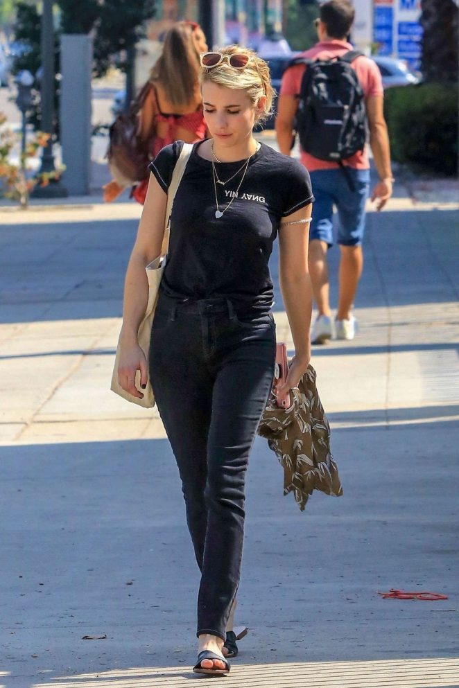 Emma Roberts - Out for lunch in West Hollywood