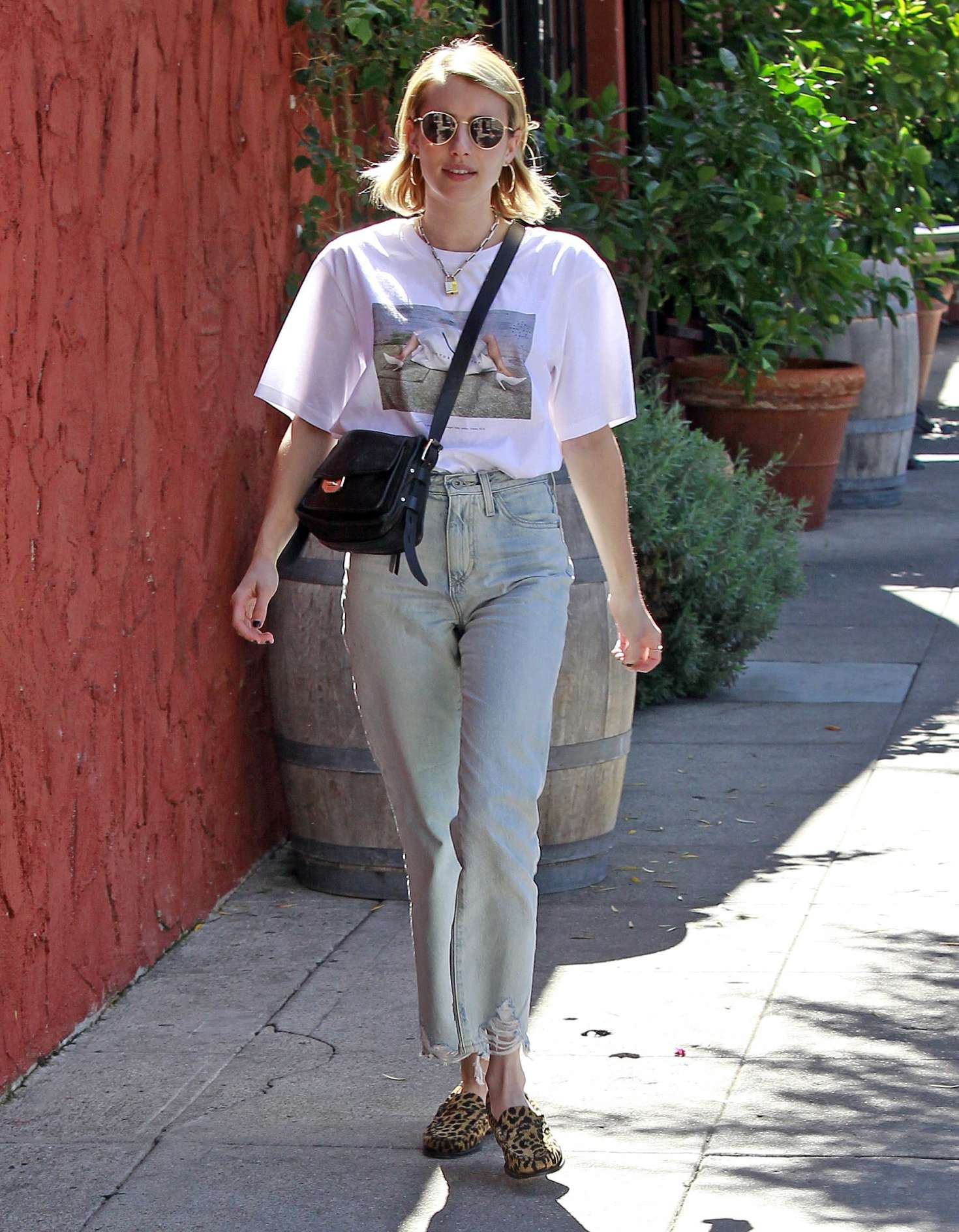 Emma Roberts: Wearing T-shirt and jeans -07 | GotCeleb