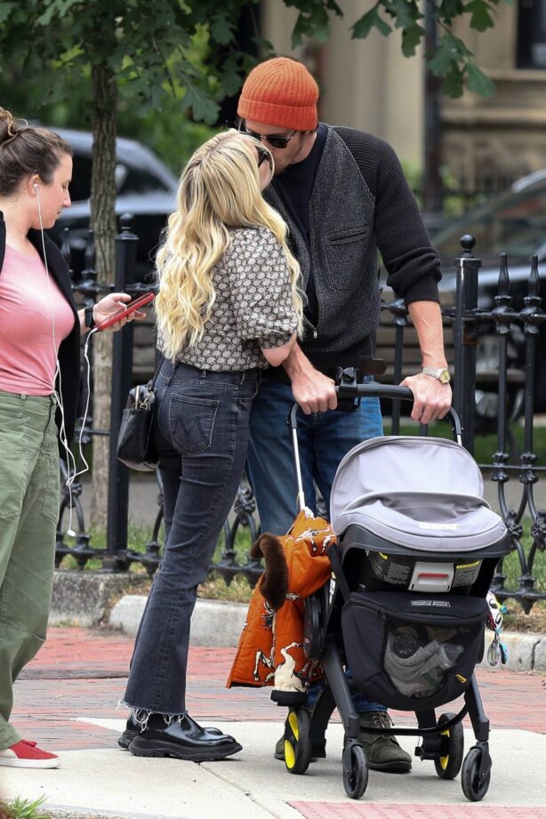 Emma Roberts - With Garrett Hedlund kissing while out for a stroll in Boston
