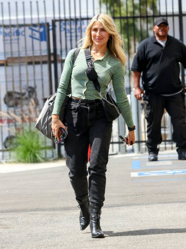Emma Slater - Arriving at the 'Dancing with the stars' rehearsals in Los Angeles