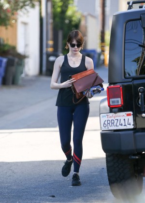 Emma Stone heads to the gym in West Hollywood