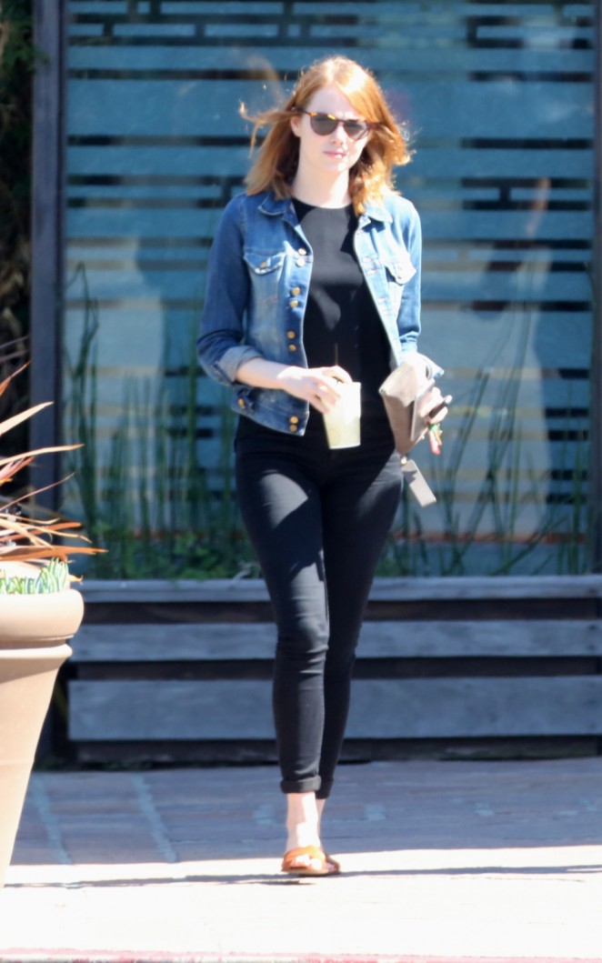 Emma Stone in Tight Jeans Out in LA