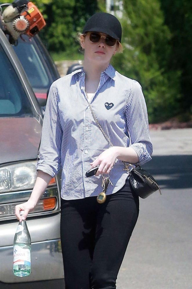 Emma Stone - Leaving a friend's house in LA