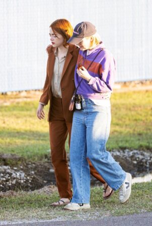 Emma Stone - With Margaret Qualley filming a crash scene for 'And' in New Orleans