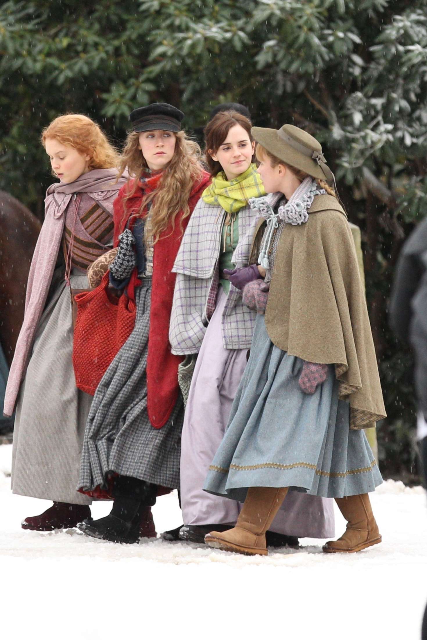 Emma Watson, Saoirse Ronan, Florence Pugh and Eliza Scanlen - Filming 'Little Women' Set in Cambridge