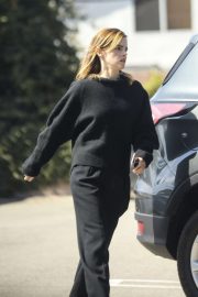Emma Watson - Spotted outside Cedar Sinai Urgent Care in Culver City