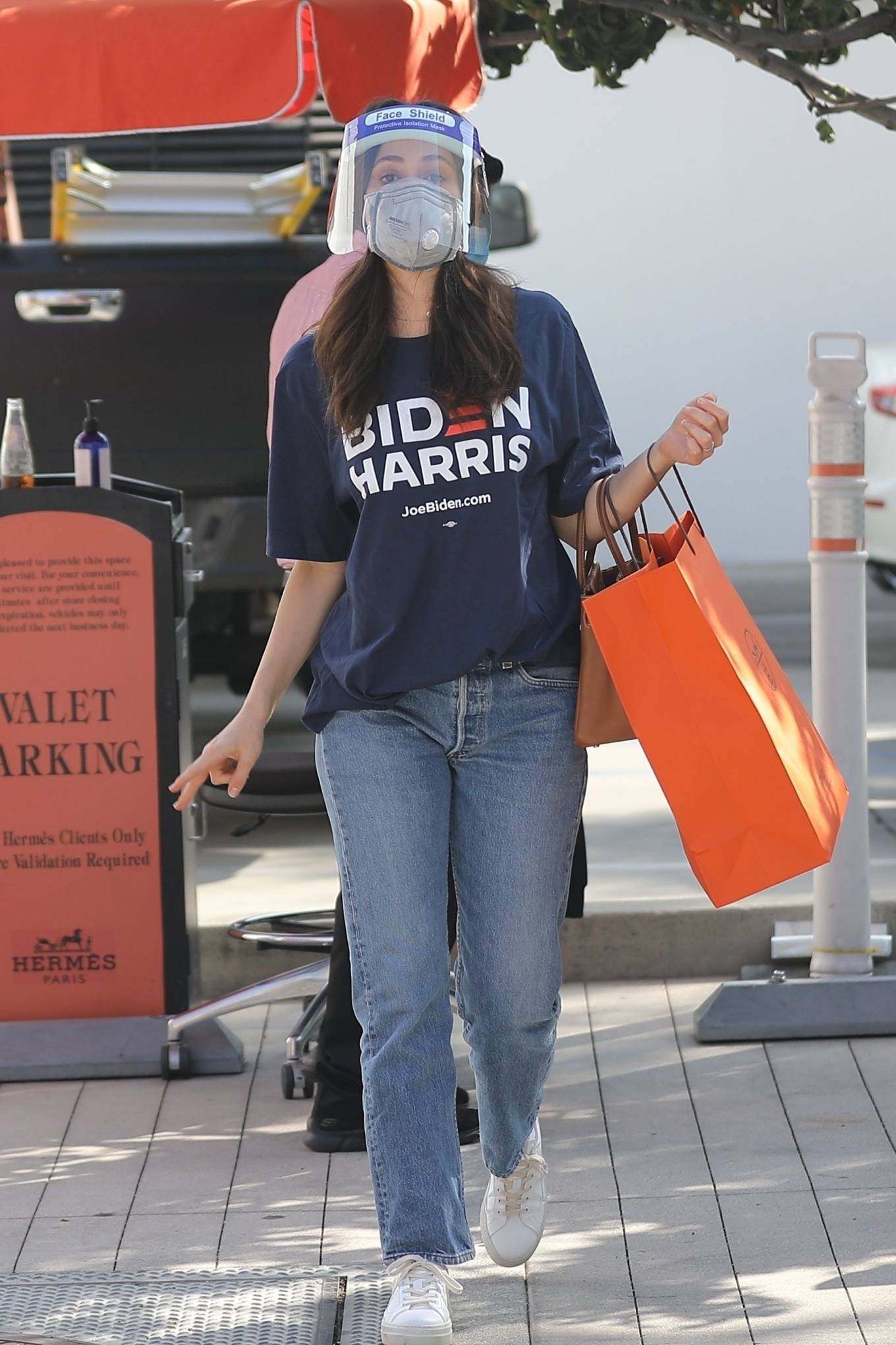 Emmy Rossum 2020 : Emmy Rossum – Shopping candids in Beverly Hills-01