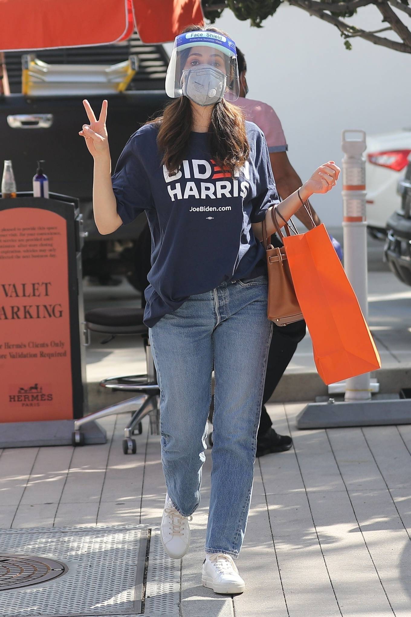 Emmy Rossum 2020 : Emmy Rossum – Shopping candids in Beverly Hills-04