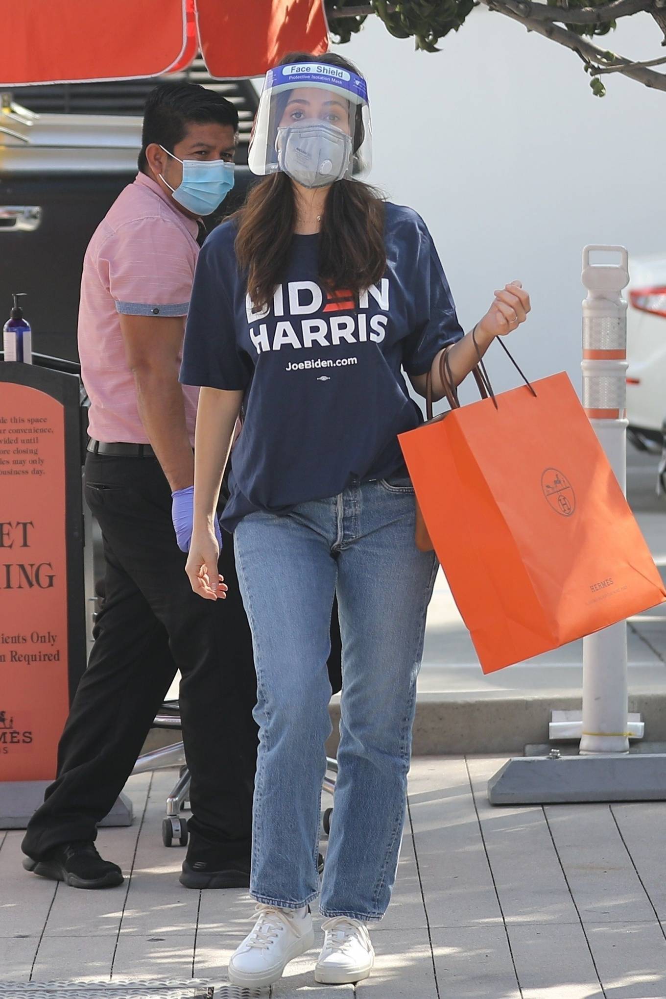 Emmy Rossum 2020 : Emmy Rossum – Shopping candids in Beverly Hills-14
