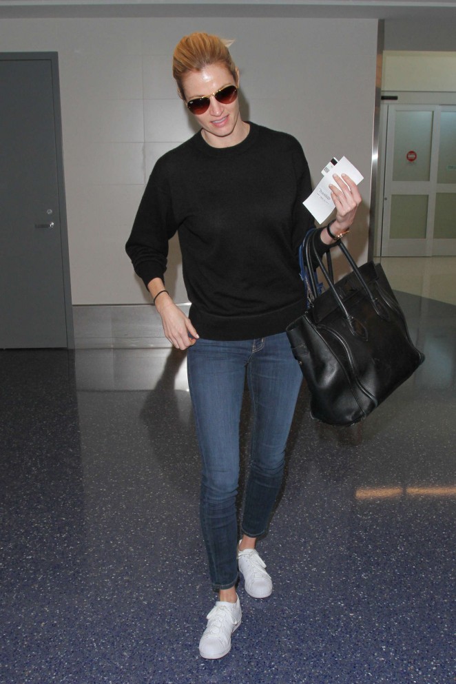 Erin Andrews in Jeans at LAX Airport in Los Angeles