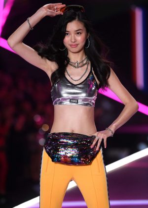 Estelle Chen - 2018 Victoria's Secret Fashion Show Runway in NY