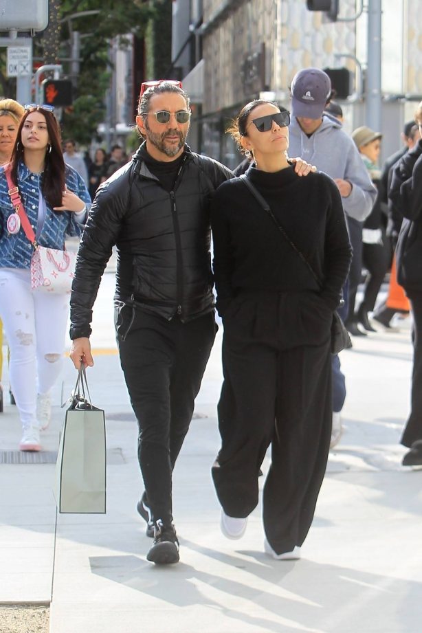 Eva Longoria - With her husband José Bastón doing christmas shopping in Beverly Hills