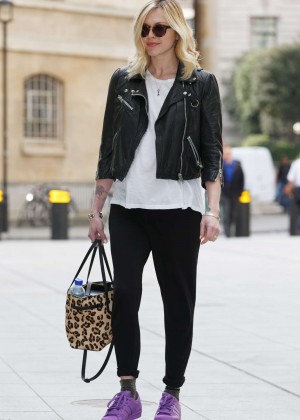 Fearne Cotton - Seen arriving at BBC Radio 1 in London