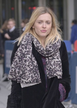 Fearne Cotton Street Style - Out and about in London