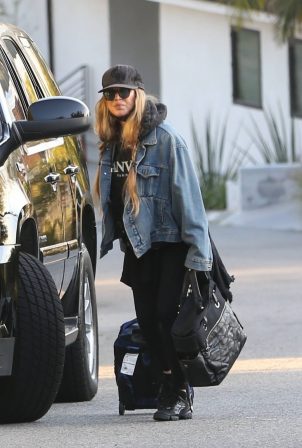 Fergie - Out in Beverly Hills