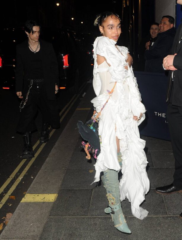 FKA Twigs - Arriving at Vogue Dinner Party at The Londoner