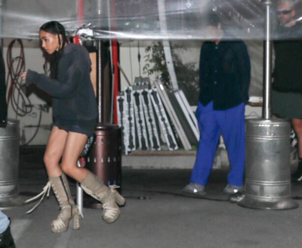 FKA Twigs - Seen with a mystery guy in Beverly Hills