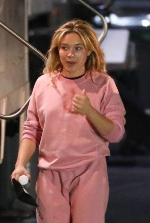 Florence Pugh - 'Don't Worry Darling' set in Los Angeles