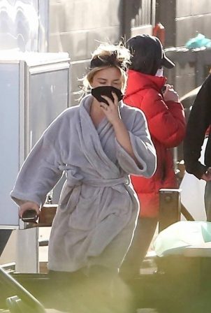 Florence Pugh – Filming ‘Don’t Worry Darling’ in Los Angeles – GotCeleb
