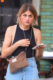 Frances Bean Cobain - Out in NYC