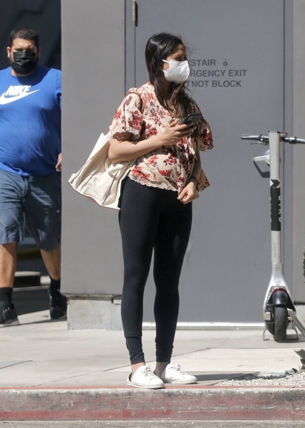 Freida Pinto - Gets a ride to a radiology appointment at the United Medical Imaging of Los Angeles