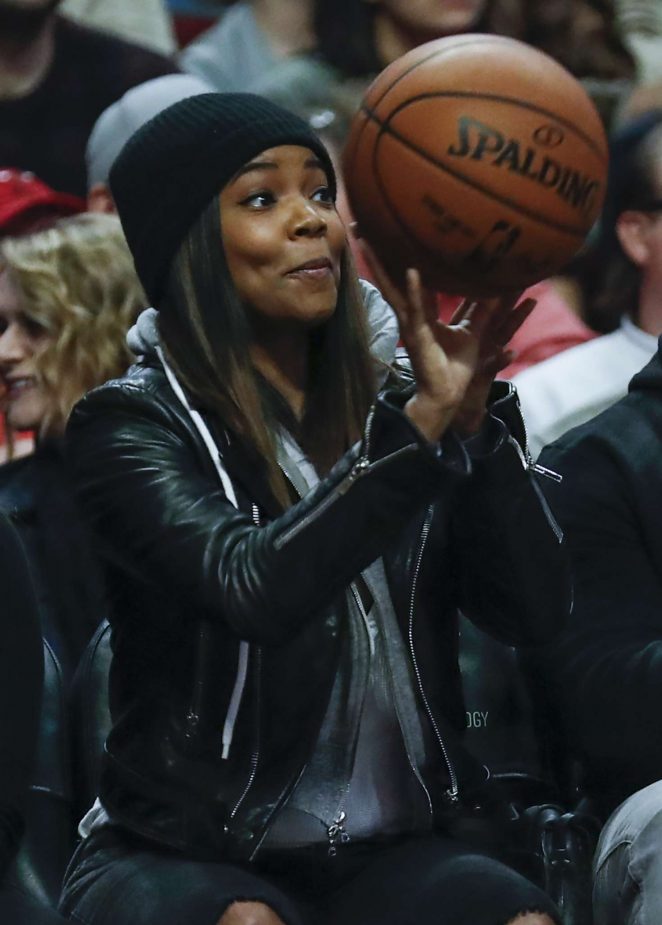 Gabrielle Union at a Bulls game in Chicago