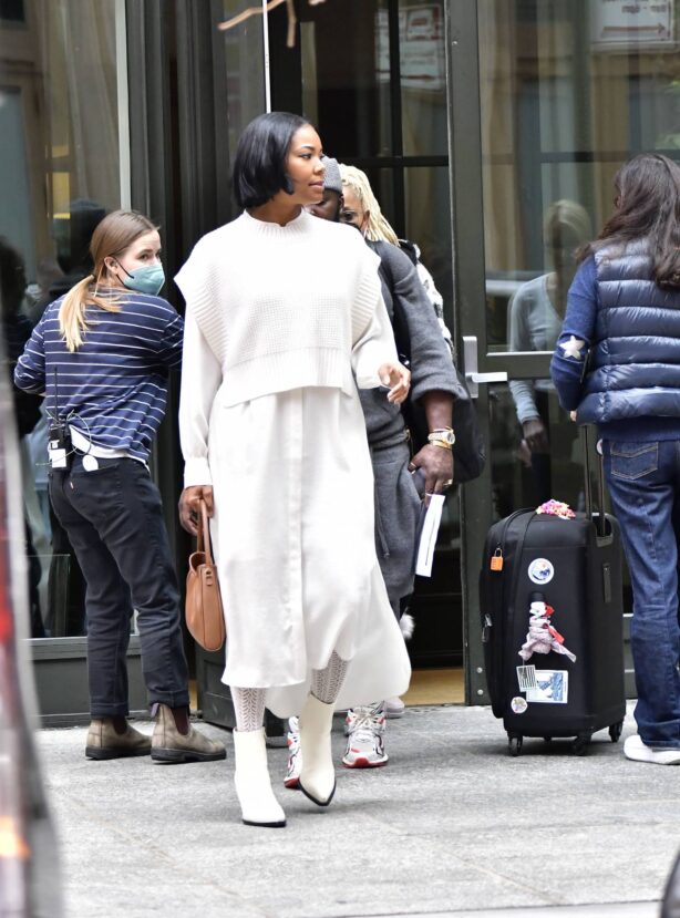 Gabrielle Union - In all white out in New York