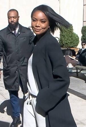 Gabrielle Union - Looks fashionable while checking out of The Crosby Hotel in New York