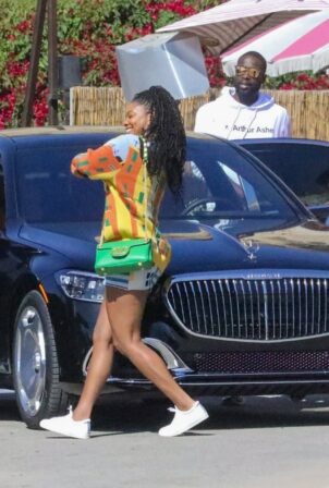 Gabrielle Union - Out for a lunch in Malibu