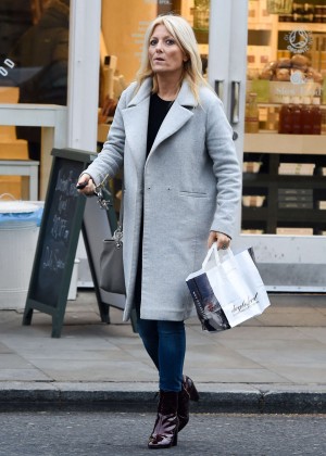 Gaby Roslin Shopping in Notting Hill