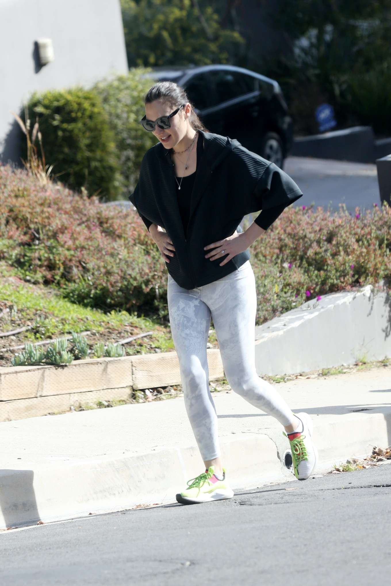 Gal Gadot 2020 : Gal Gadot in Tights – Out in Los Angeles-13