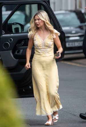 Georgia Toffolo - Photoshoot candids for brand Bailey in London