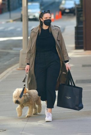 Georgina Burke - With her dog in New York