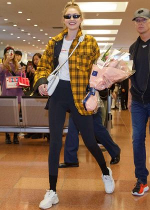 Gigi Hadid - Arrives at Haneda International Airport in Tokyo